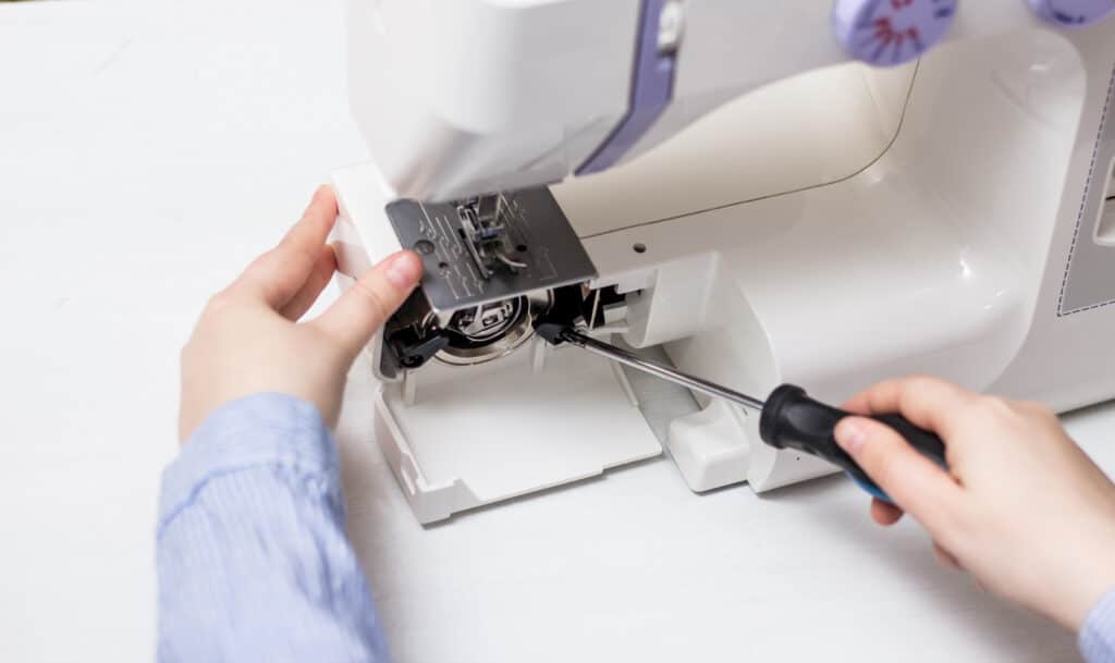 replacing sewing machine needle