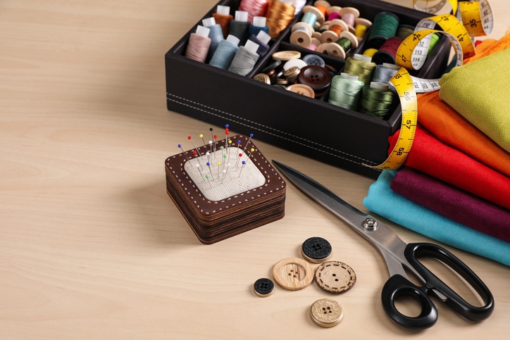sewing tools that might fall under sharp objects regulations on flights